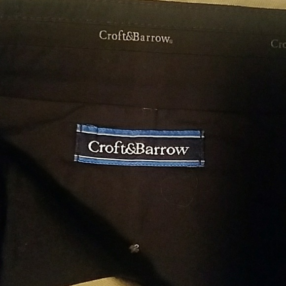 Pleated khakis - Picture 3 of 4